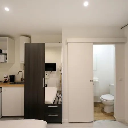 Studio Moderne Hopital Bichat - 18 - 2p Appartement Paris