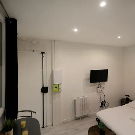 Studio Moderne Hopital Bichat - 18 - 2p * פריז